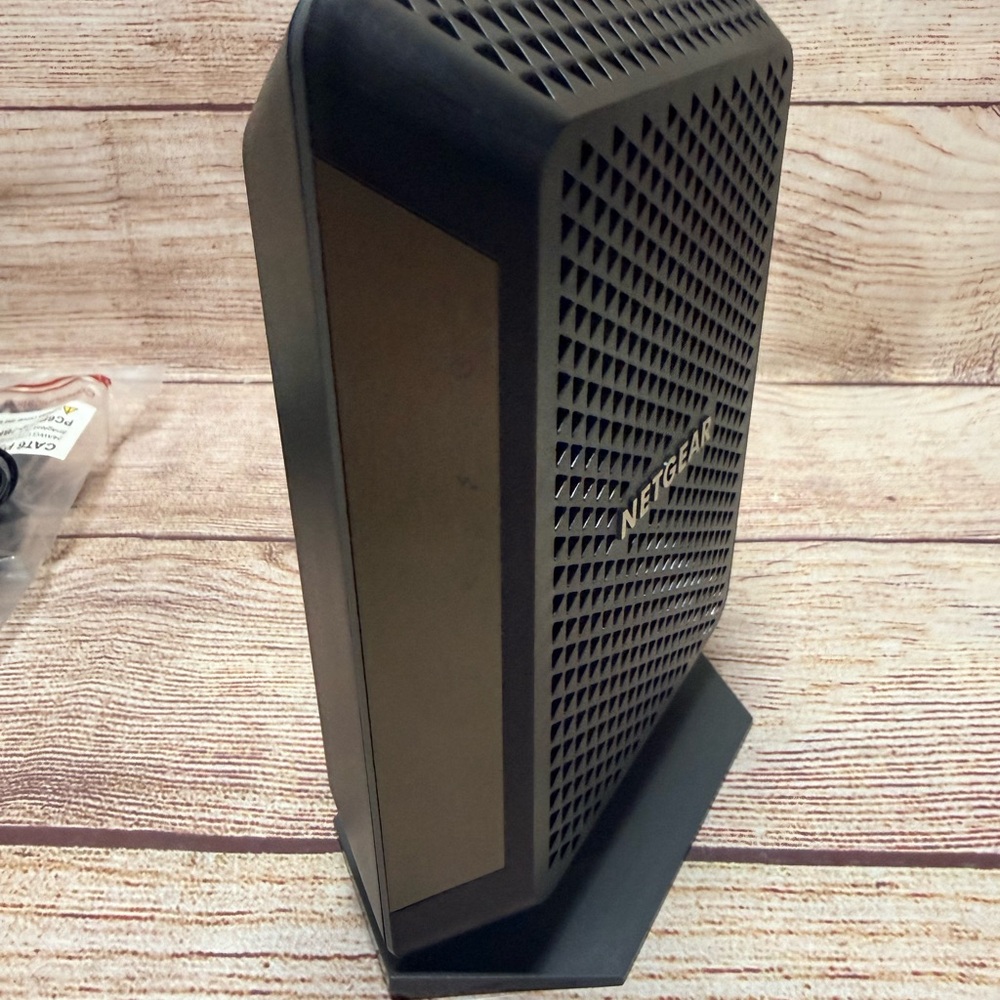 Netgear CM700 Cable Modem 1.4gbps Pre Owned Functional - Picture 5 of 7